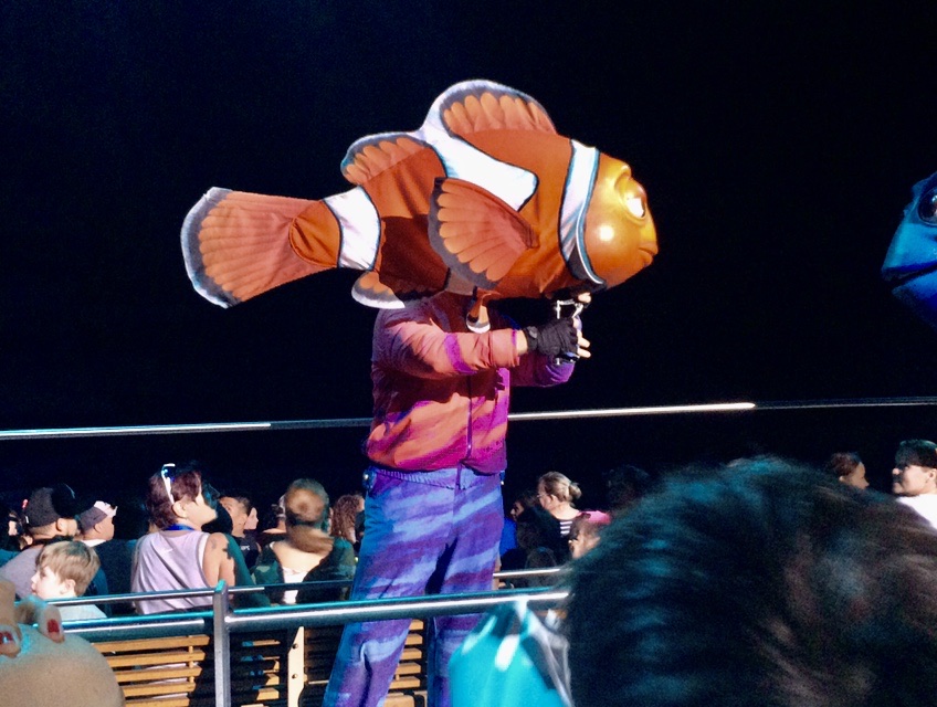 Marlin, the puppet, talking to Dory in the stage version of Finding Nemo, in Walt Disney World 